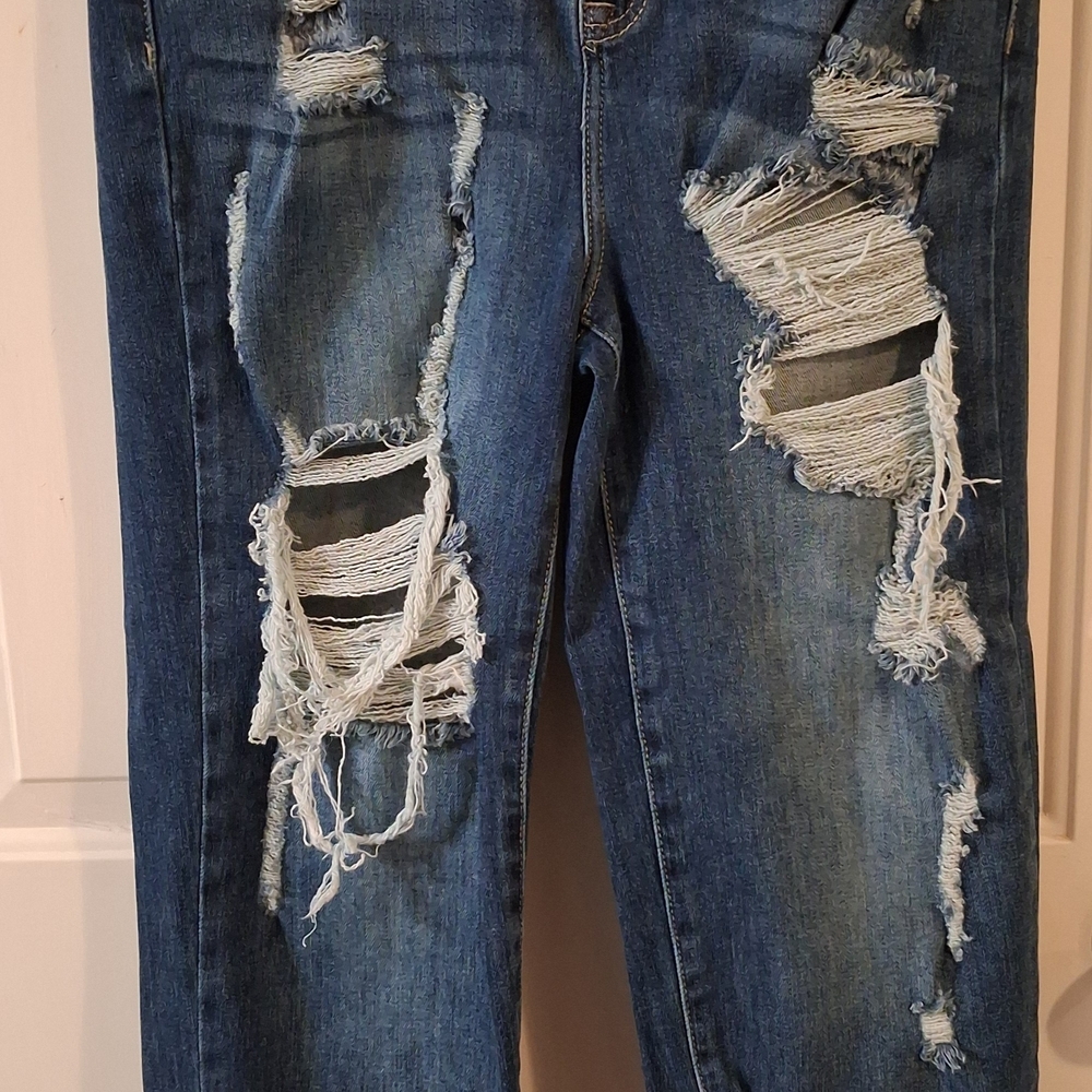 Risen Jeans...Trendy Distressed Blue Ankle Jeans